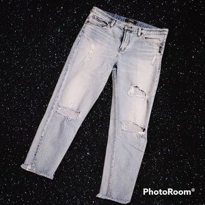 🌼HP🌼Silver Light Wash Distressed High Rise Mom Jeans - W32/L27